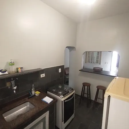 Kitnet Terrea Com Cozinha E Estacionamento Vila Praia Grande  Exterior foto
